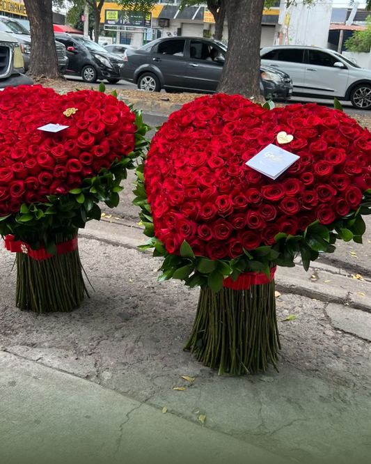 Corzaon de 300 rosas